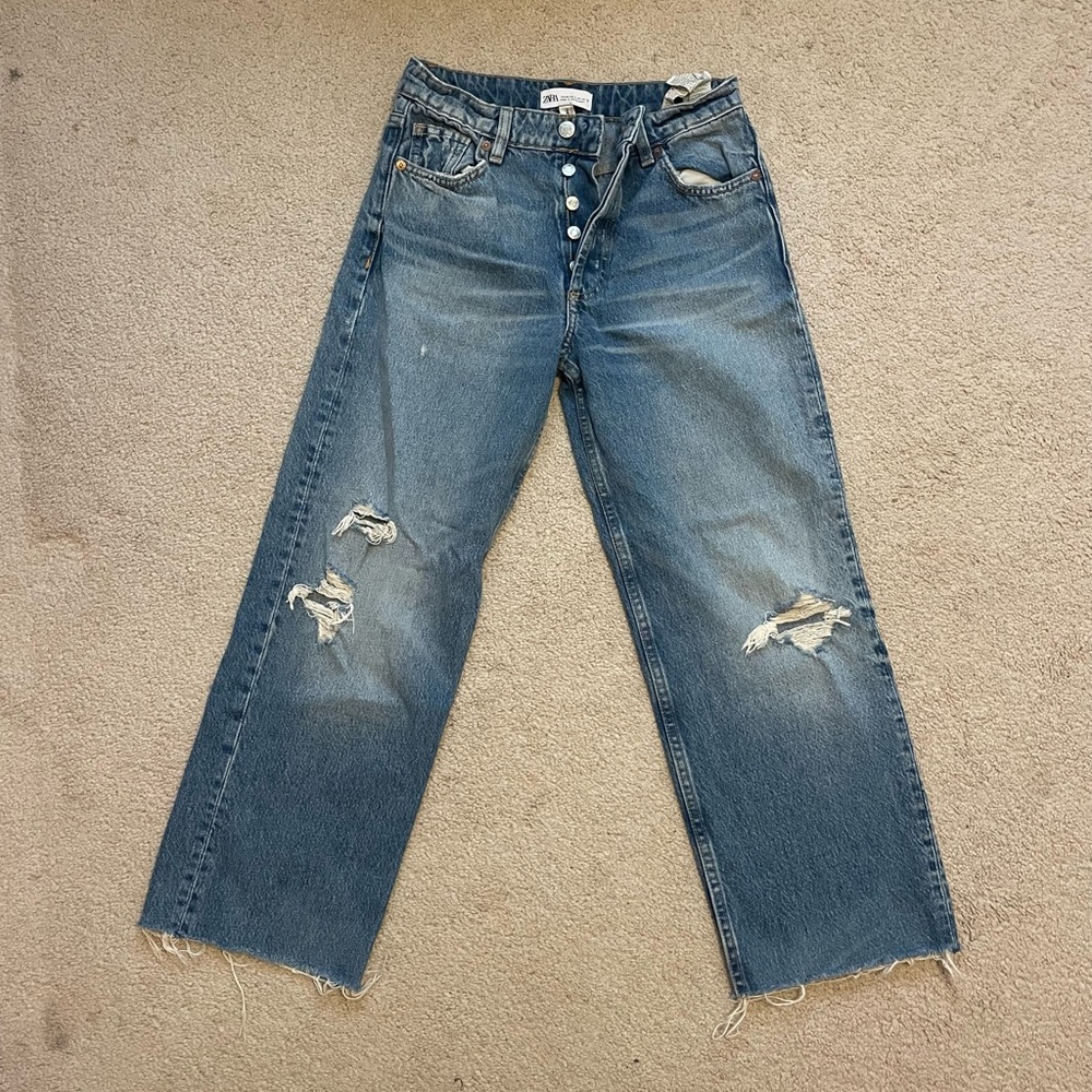 ZARA mid rise wide leg blue jeans